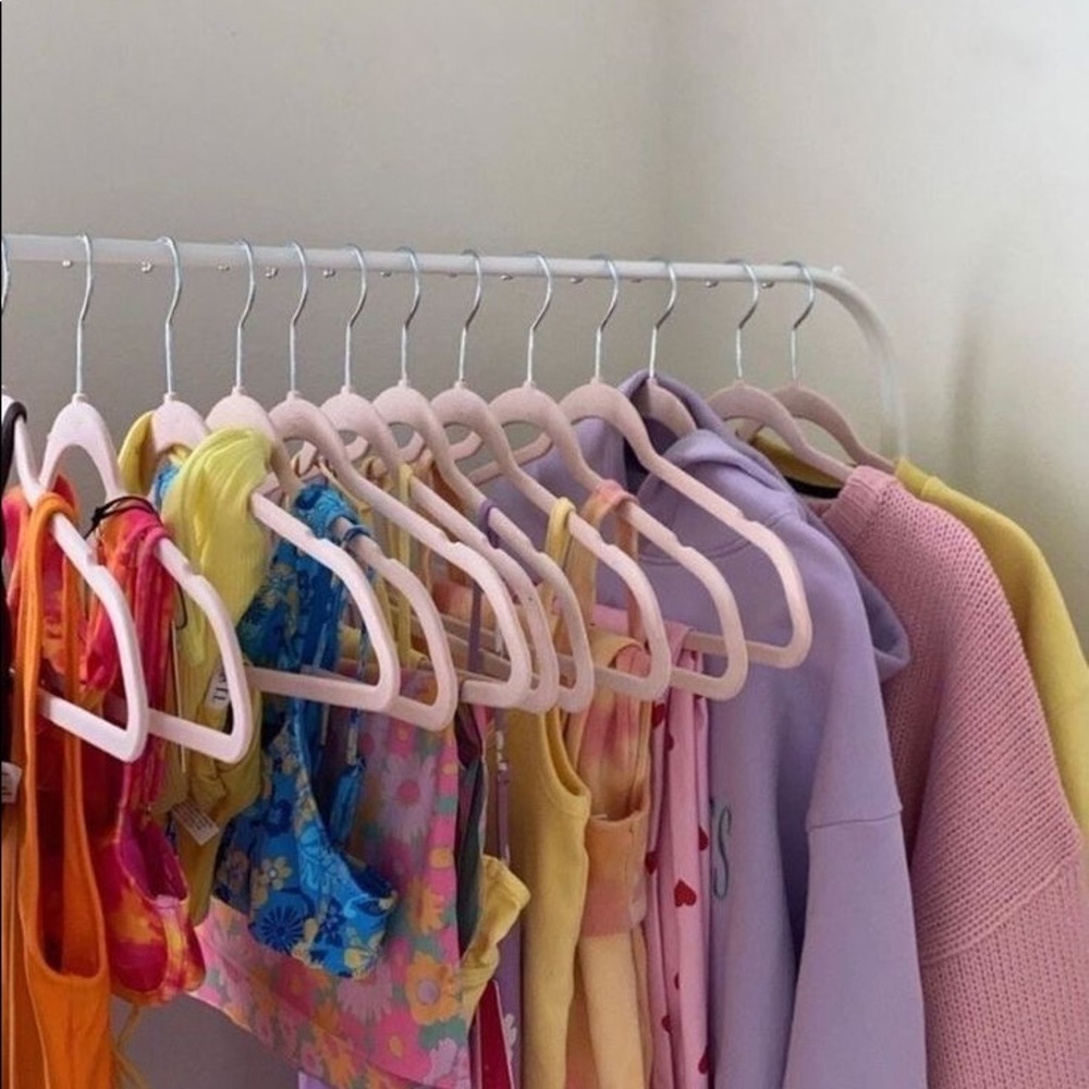 mystery clothing bundle 🛍